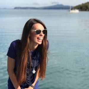 Meet your Posher, Jenna